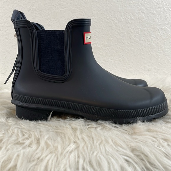 HUNTER Women's Original Chelsea Rain Boots Waterproof Size 7 Dark Blue New - Picture 7 of 12